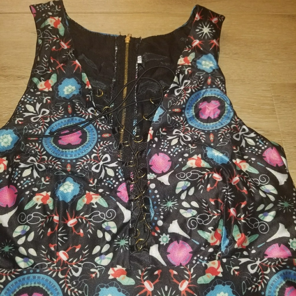 Romper - Picture 2 of 3